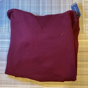 Nautica pull over with hood